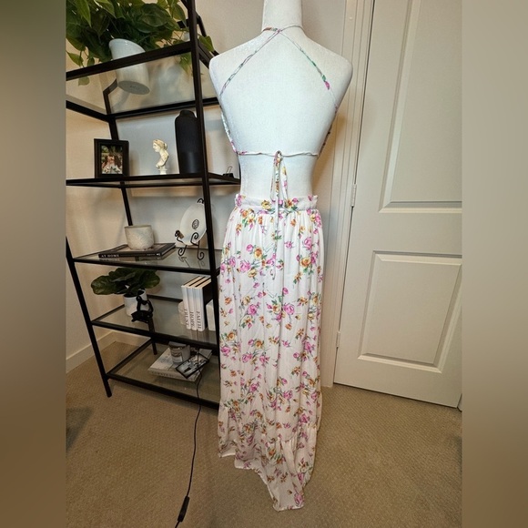 NWT WAYF Metallic Halter Maxi Dress Ivory Floral Size L - Picture 6 of 8